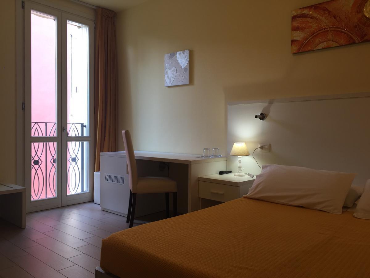 Hotel Soresina Esterno foto